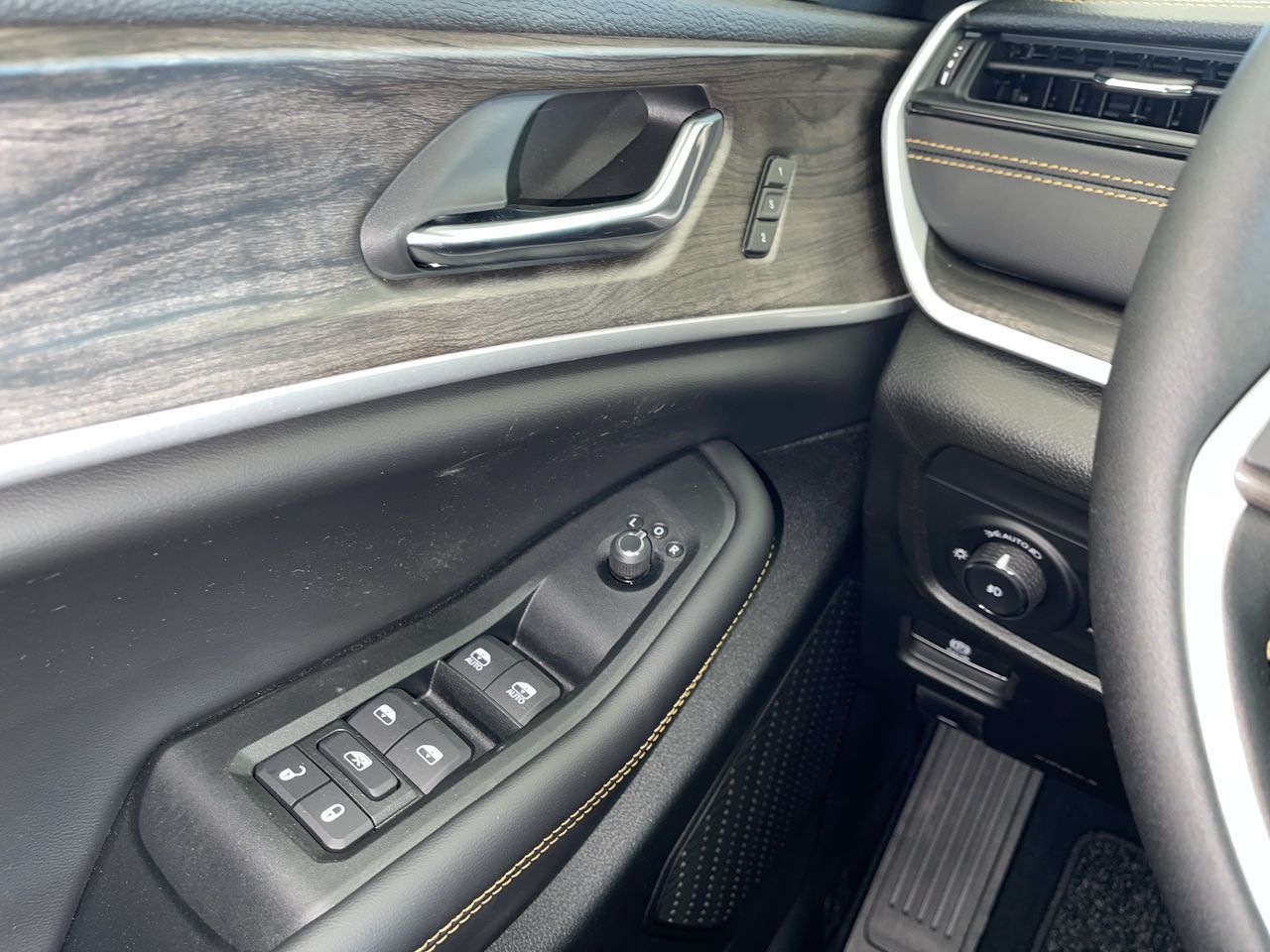 2026 Jeep Grand Cherokee in Regina, Saskatchewan