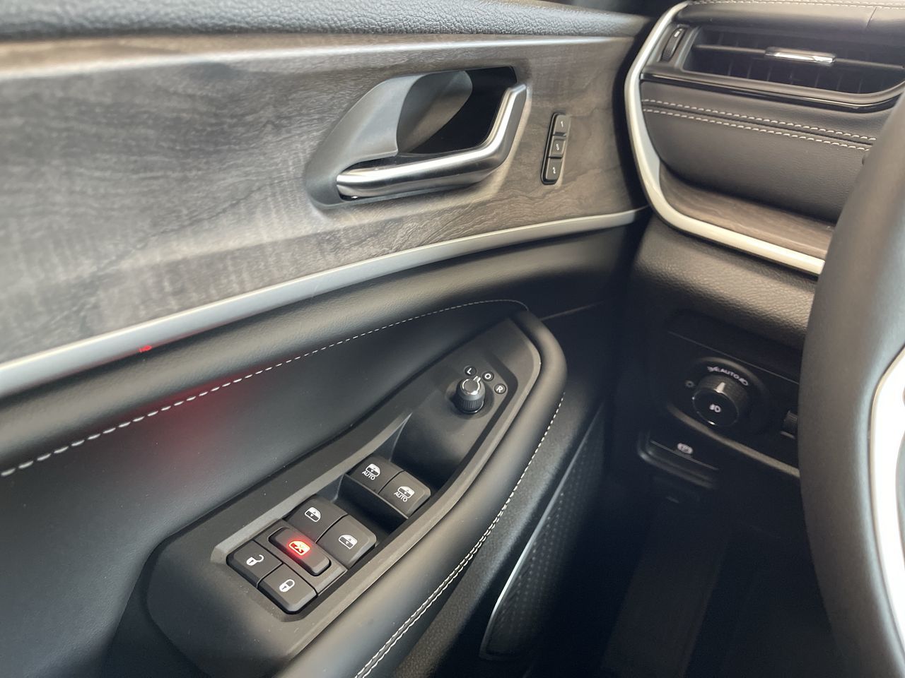 2026 Jeep Grand Cherokee in Regina, Saskatchewan