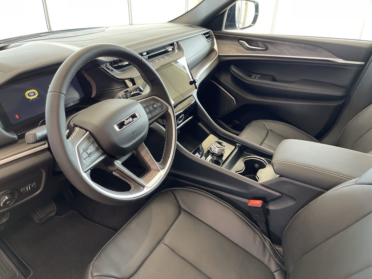 2026 Jeep Grand Cherokee in Regina, Saskatchewan