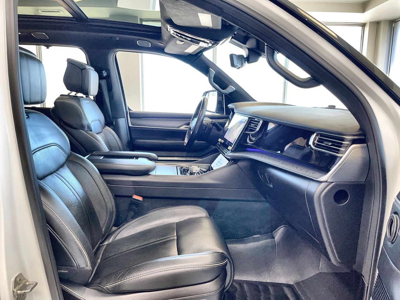 2023 Jeep Grand Wagoneer