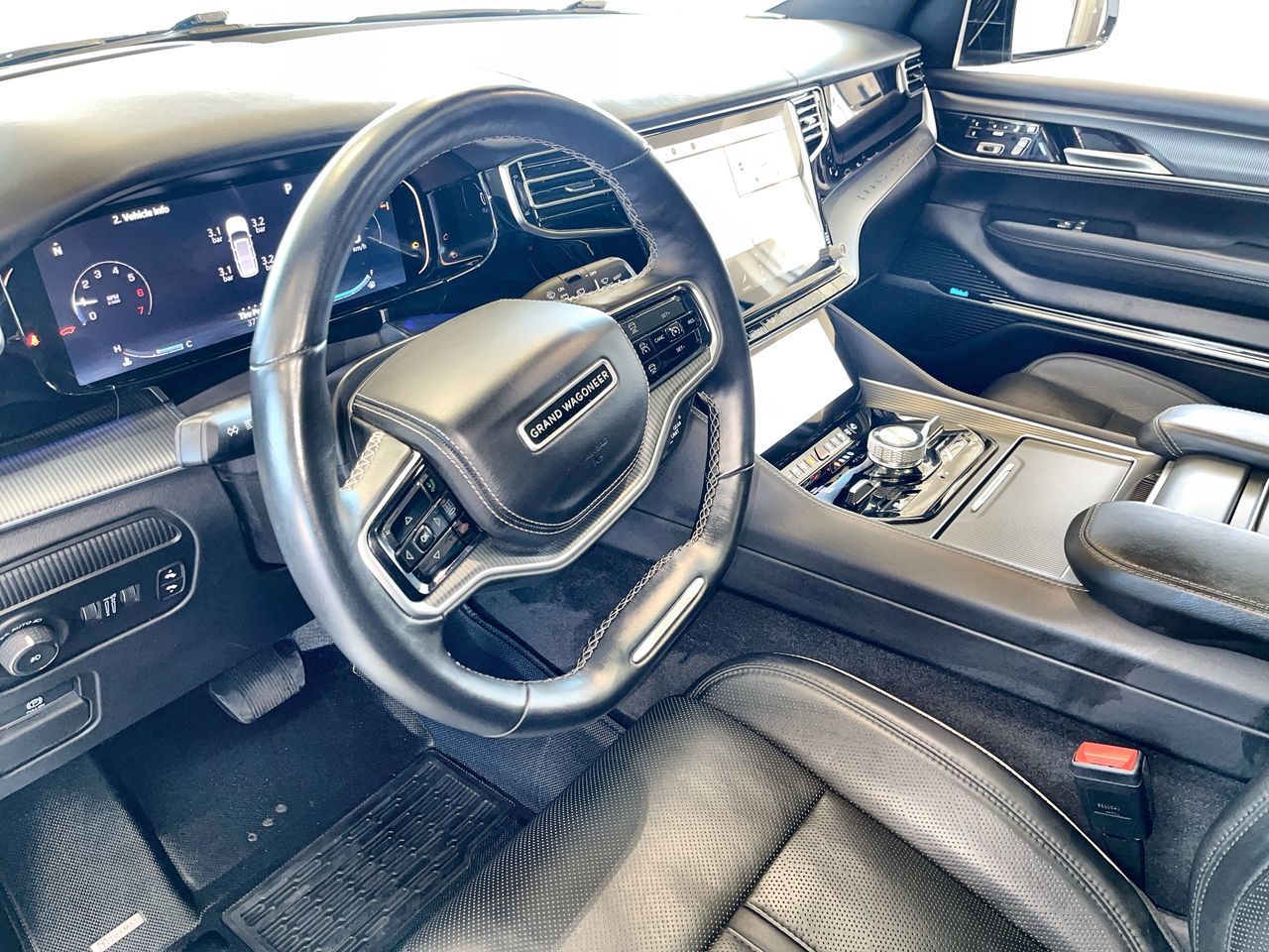 2023 Jeep Grand Wagoneer
