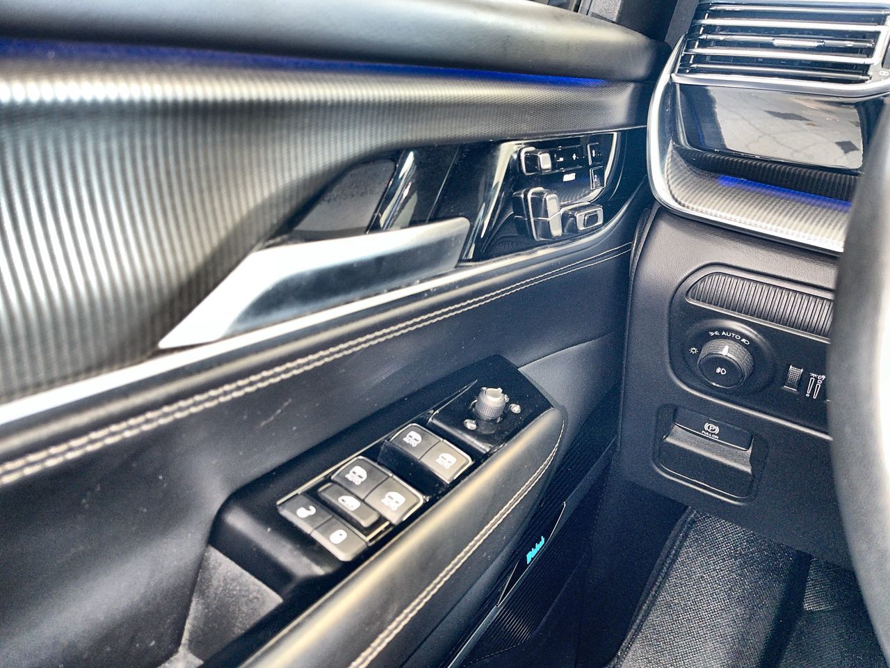 2023 Jeep Grand Wagoneer