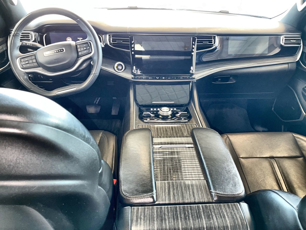 2022 Jeep Wagoneer in Regina, Saskatchewan