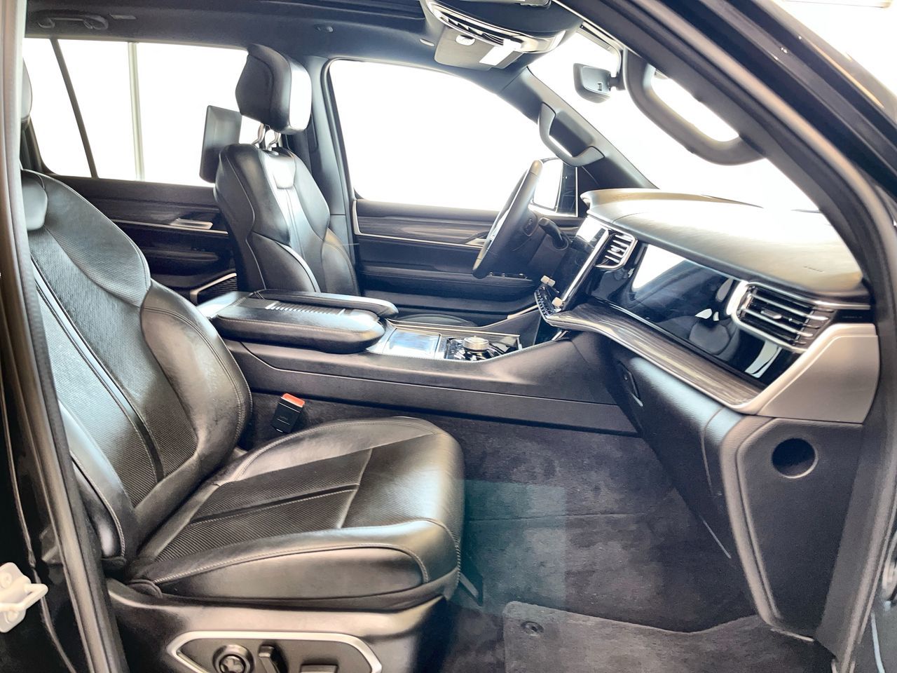 2022 Jeep Wagoneer in Regina, Saskatchewan