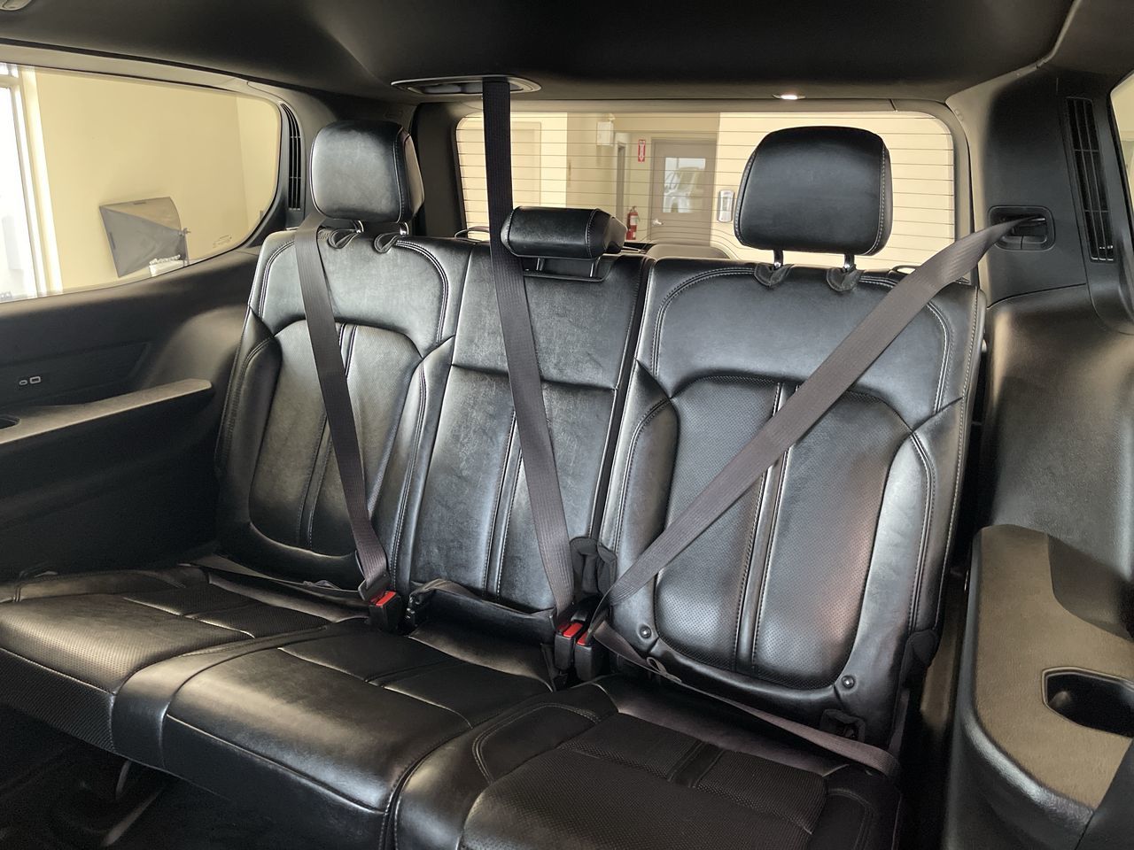 2022 Jeep Wagoneer