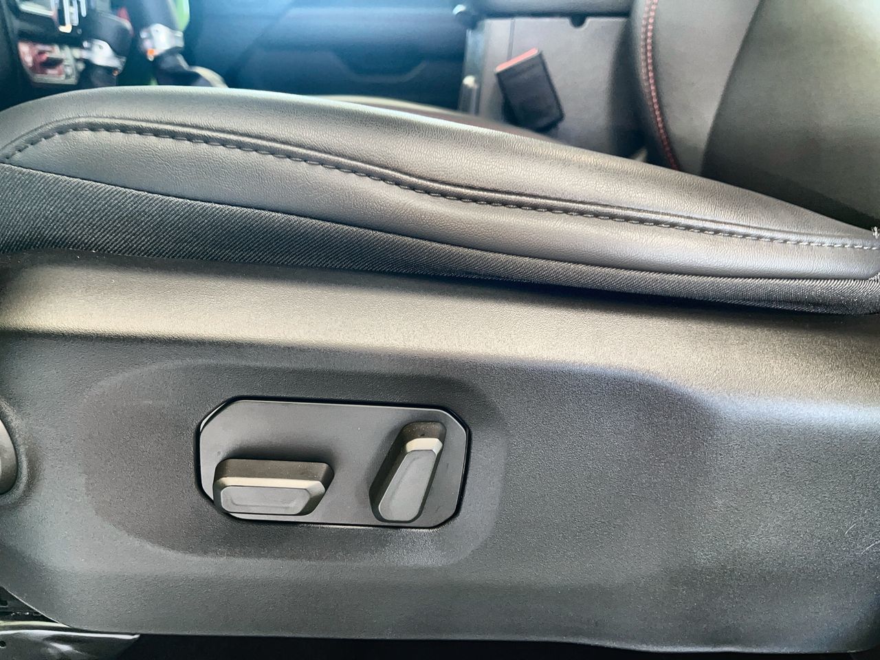 2025 Jeep WRANGLER 4-Door in Regina, Saskatchewan