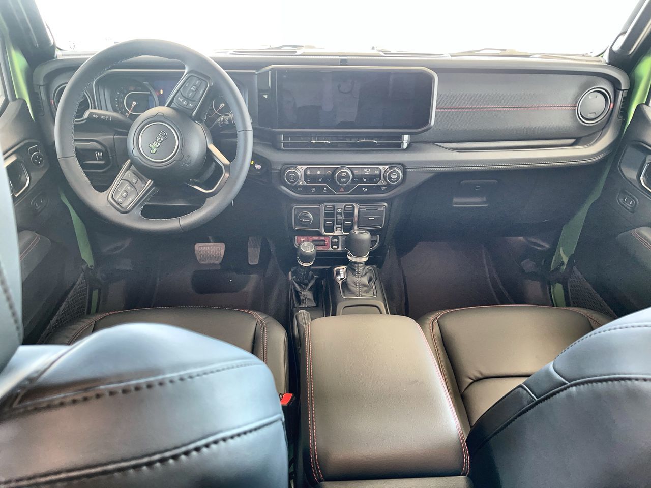 2025 Jeep WRANGLER 4-Door in Regina, Saskatchewan