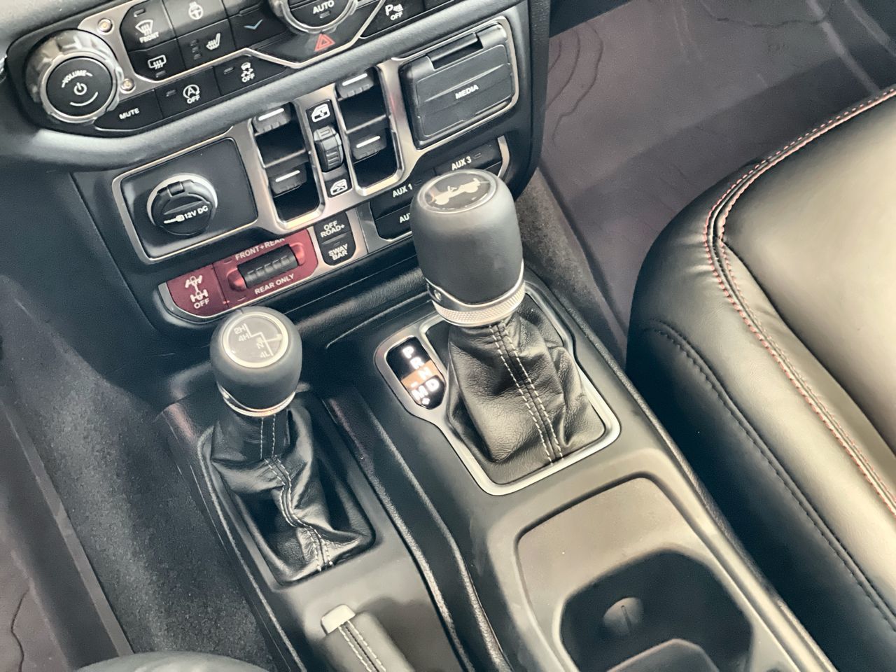 2025 Jeep WRANGLER 4-Door