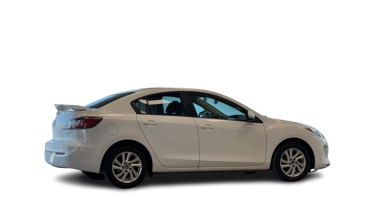 Mazda 3  2013 à Regina, Saskatchewan