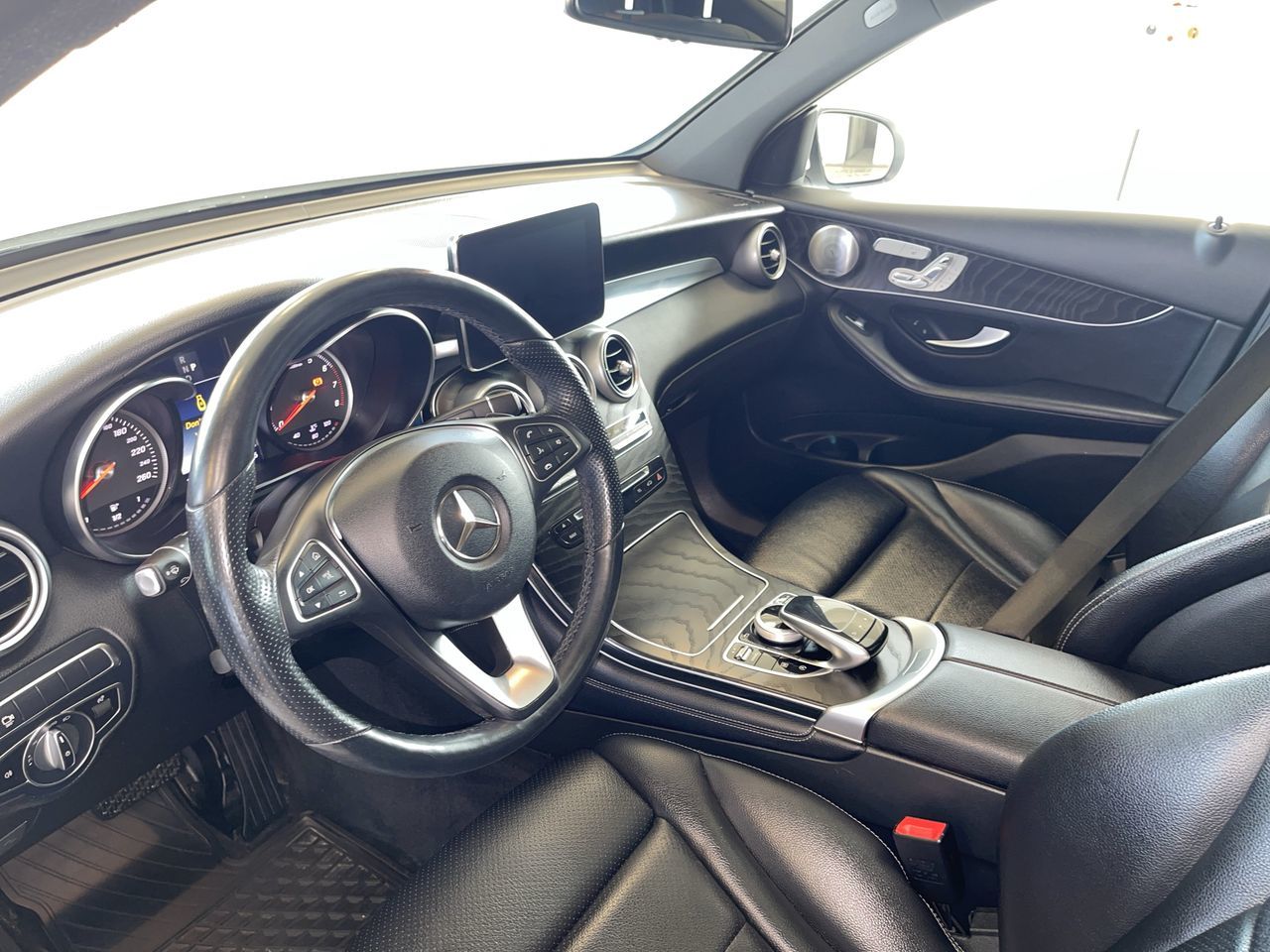 Mercedes-Benz GLC300  2018 à Regina, Saskatchewan