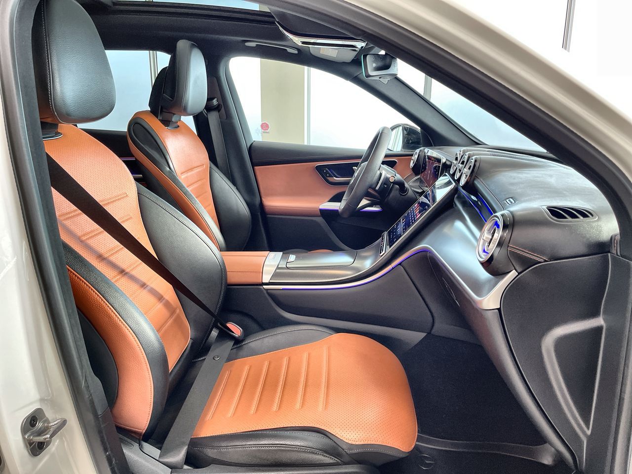 2026 Mercedes-Benz GLC300