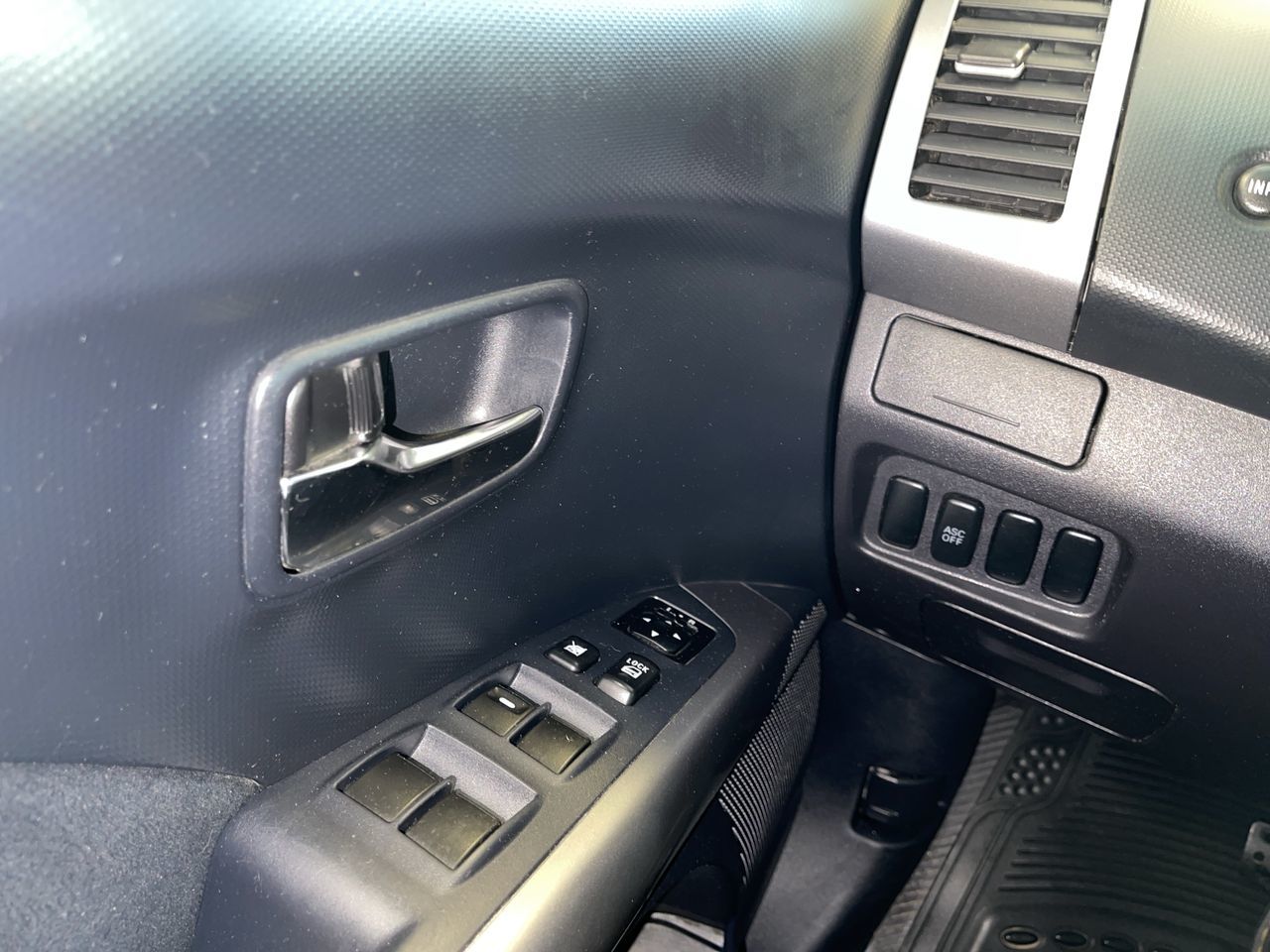 2010 Mitsubishi Outlander in Regina, Saskatchewan