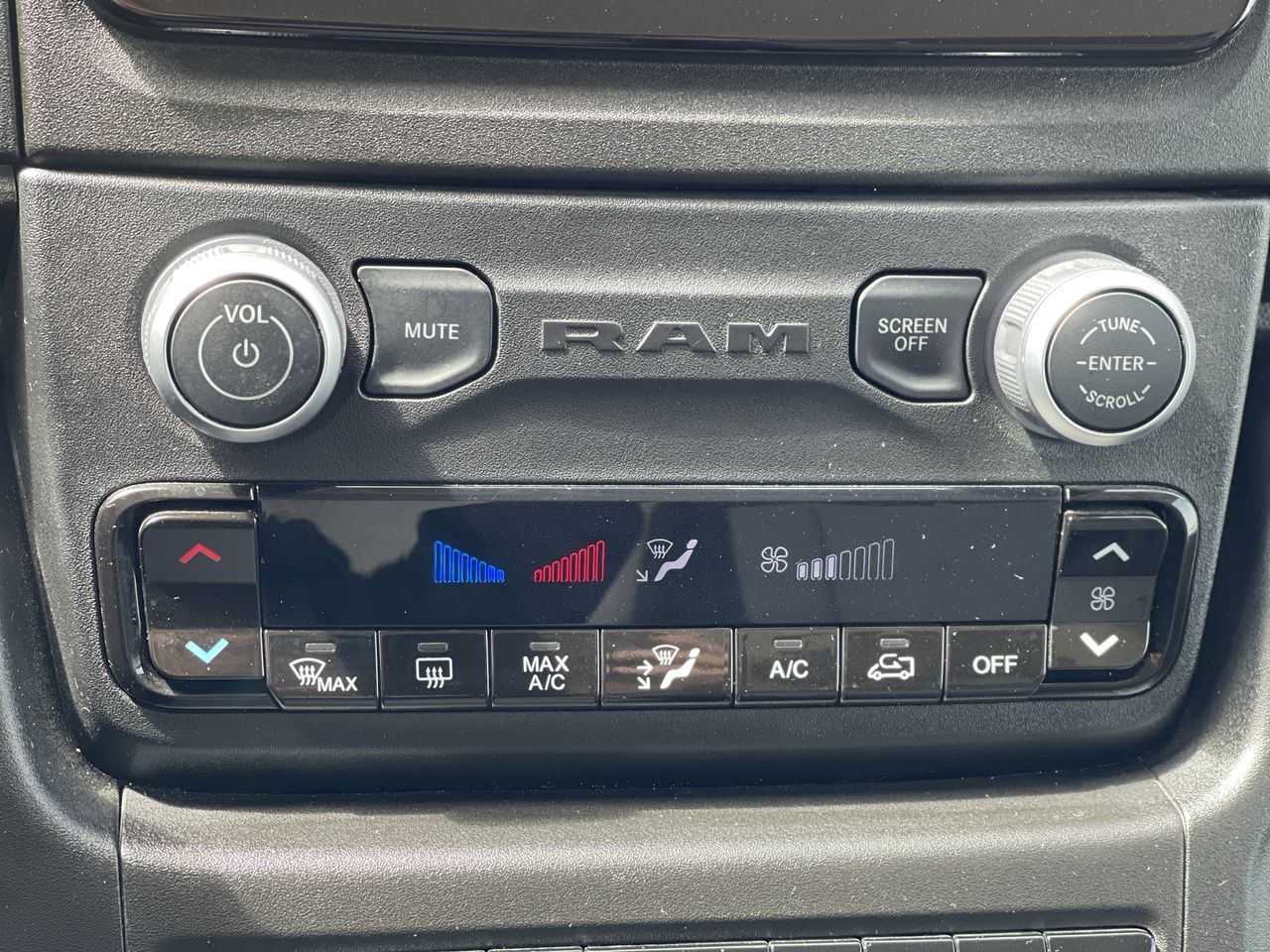 2025 Ram ProMaster Cargo Van