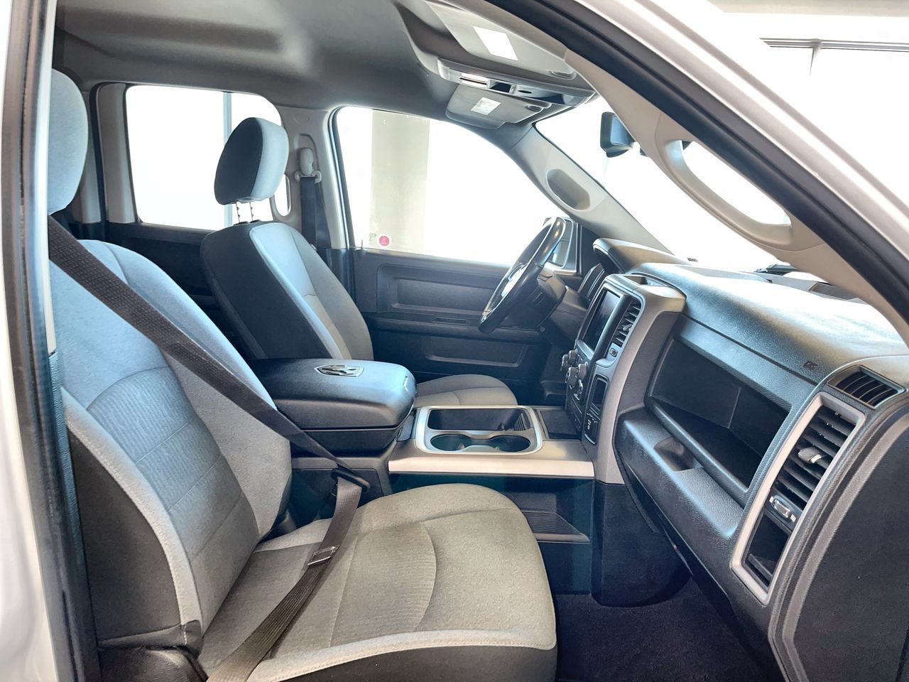 2021 Ram RAM 1500 Classic Crew Cab 4x4 (DS)