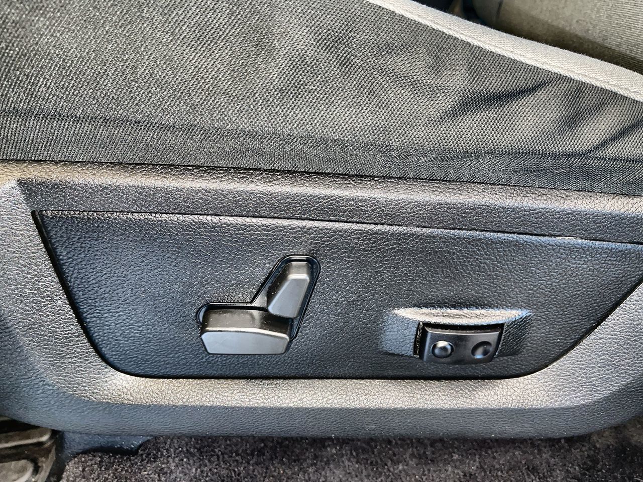 2021 Ram RAM 1500 Classic Crew Cab 4x4 (DS)