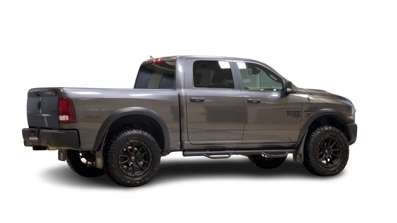 Ram RAM 1500 Classic Crew Cab 4x4 (DS)  2021 à Regina, Saskatchewan
