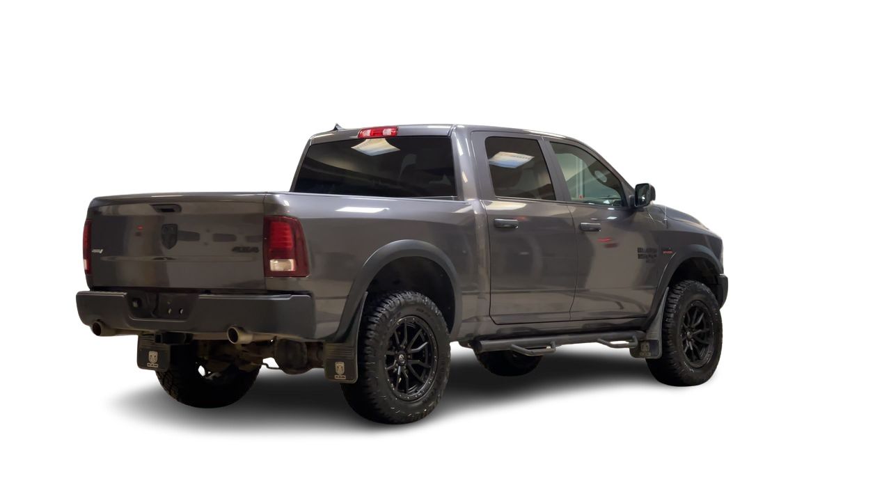 Ram RAM 1500 Classic Crew Cab 4x4 (DS)  2021 à Regina, Saskatchewan