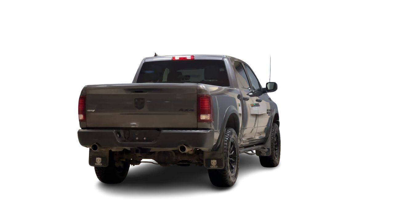 Ram RAM 1500 Classic Crew Cab 4x4 (DS)  2021 à Regina, Saskatchewan