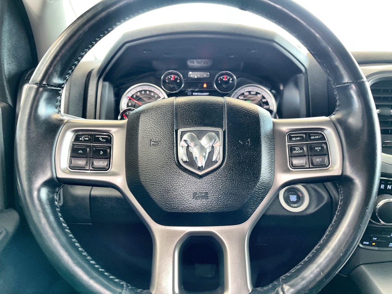 2022 Ram RAM 1500 Classic Crew Cab 4x4 (DS) in Regina, Saskatchewan