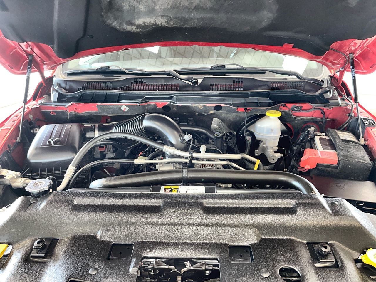 2022 Ram RAM 1500 Classic Crew Cab 4x4 (DS) in Regina, Saskatchewan