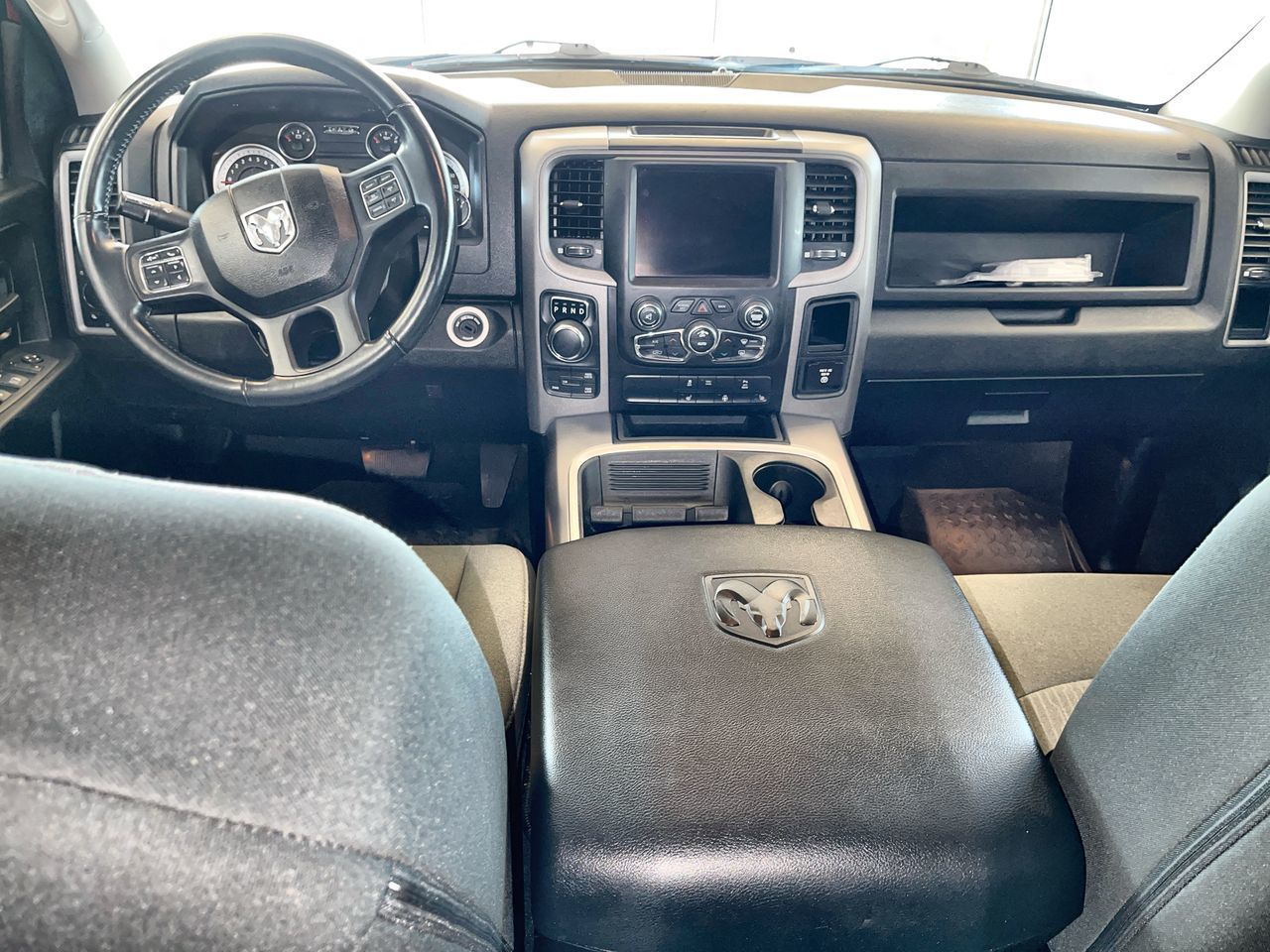 2022 Ram RAM 1500 Classic Crew Cab 4x4 (DS)