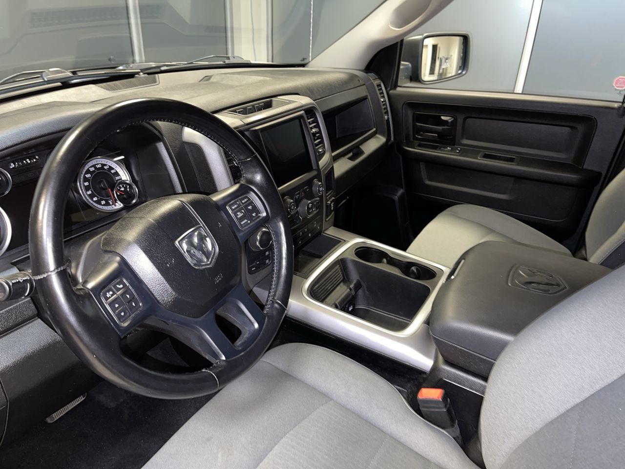 2022 Ram RAM 1500 Classic Crew Cab 4x4 (DS) in Regina, Saskatchewan