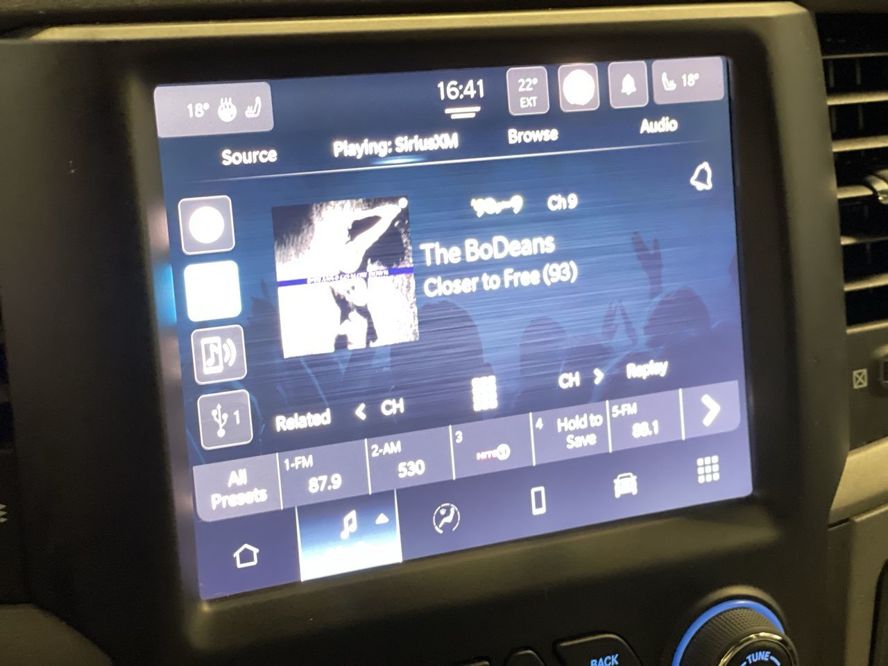 2022 Ram RAM 1500 Classic Crew Cab 4x4 (DS) in Regina, Saskatchewan