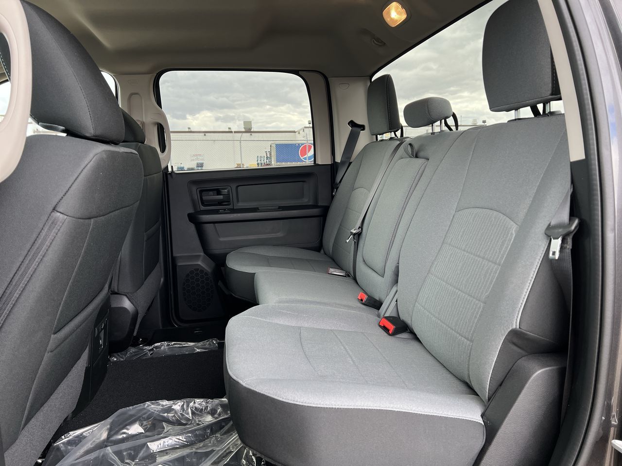 2022 Ram RAM 1500 Classic Crew Cab 4x4 (DS) in Regina, Saskatchewan