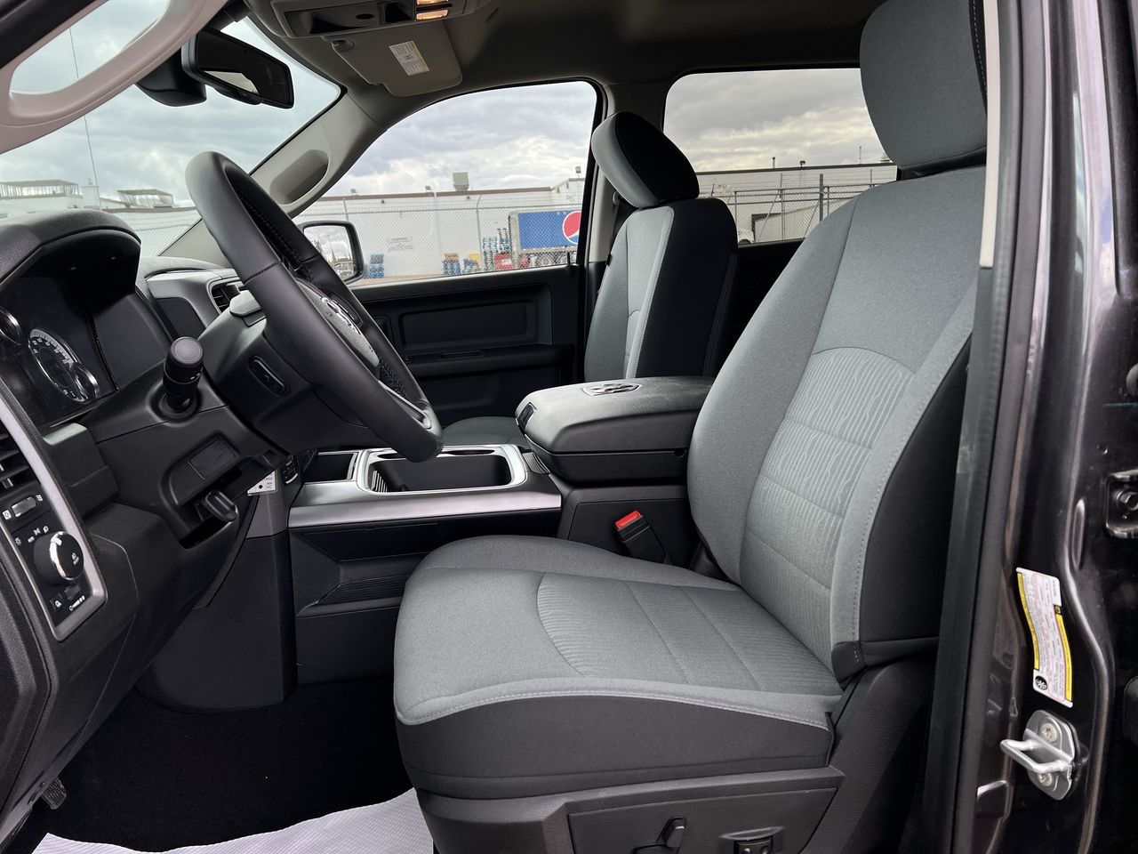 2022 Ram RAM 1500 Classic Crew Cab 4x4 (DS) in Regina, Saskatchewan