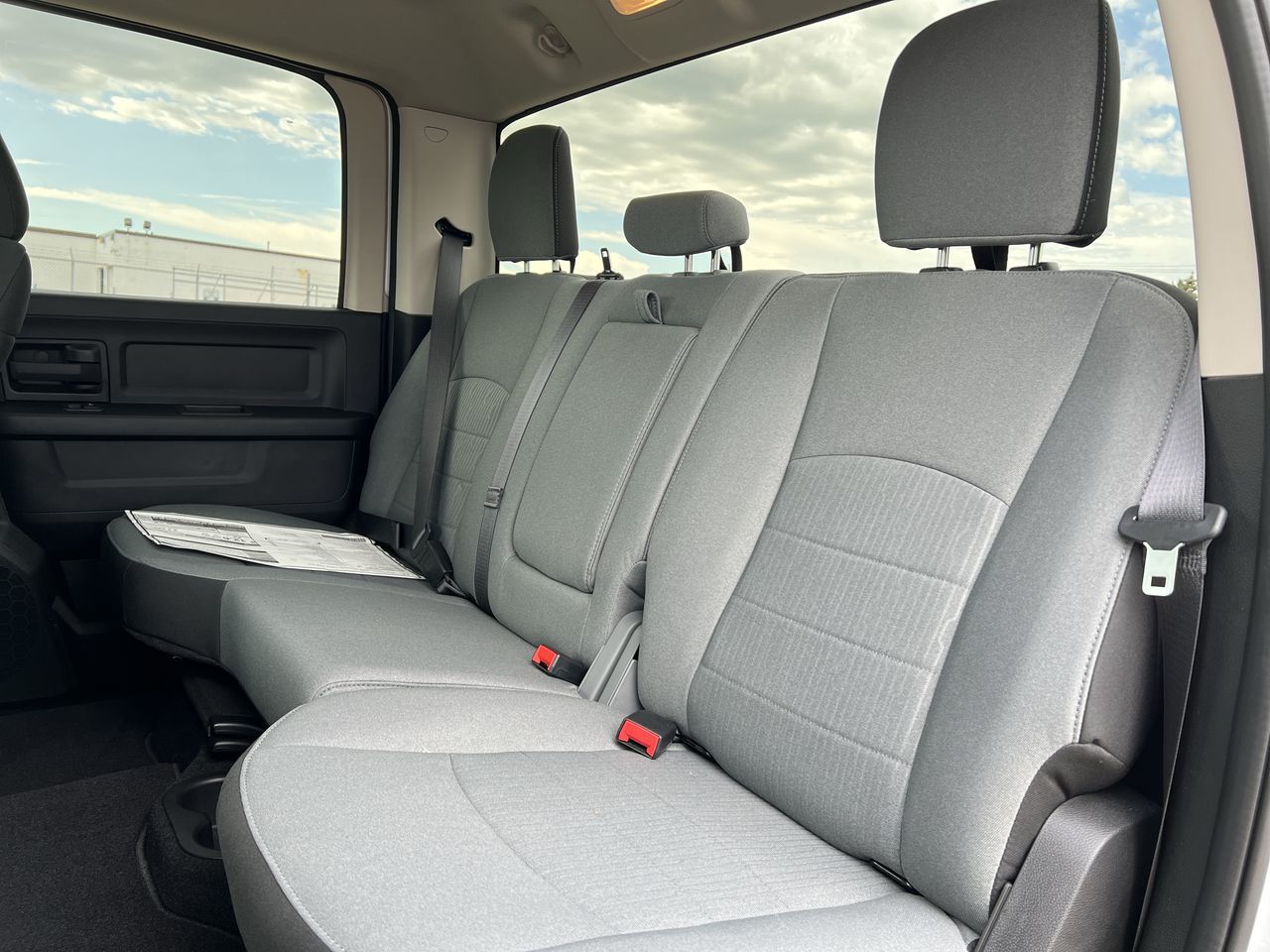 2022 Ram RAM 1500 Classic Crew Cab 4x4 (DS) in Regina, Saskatchewan