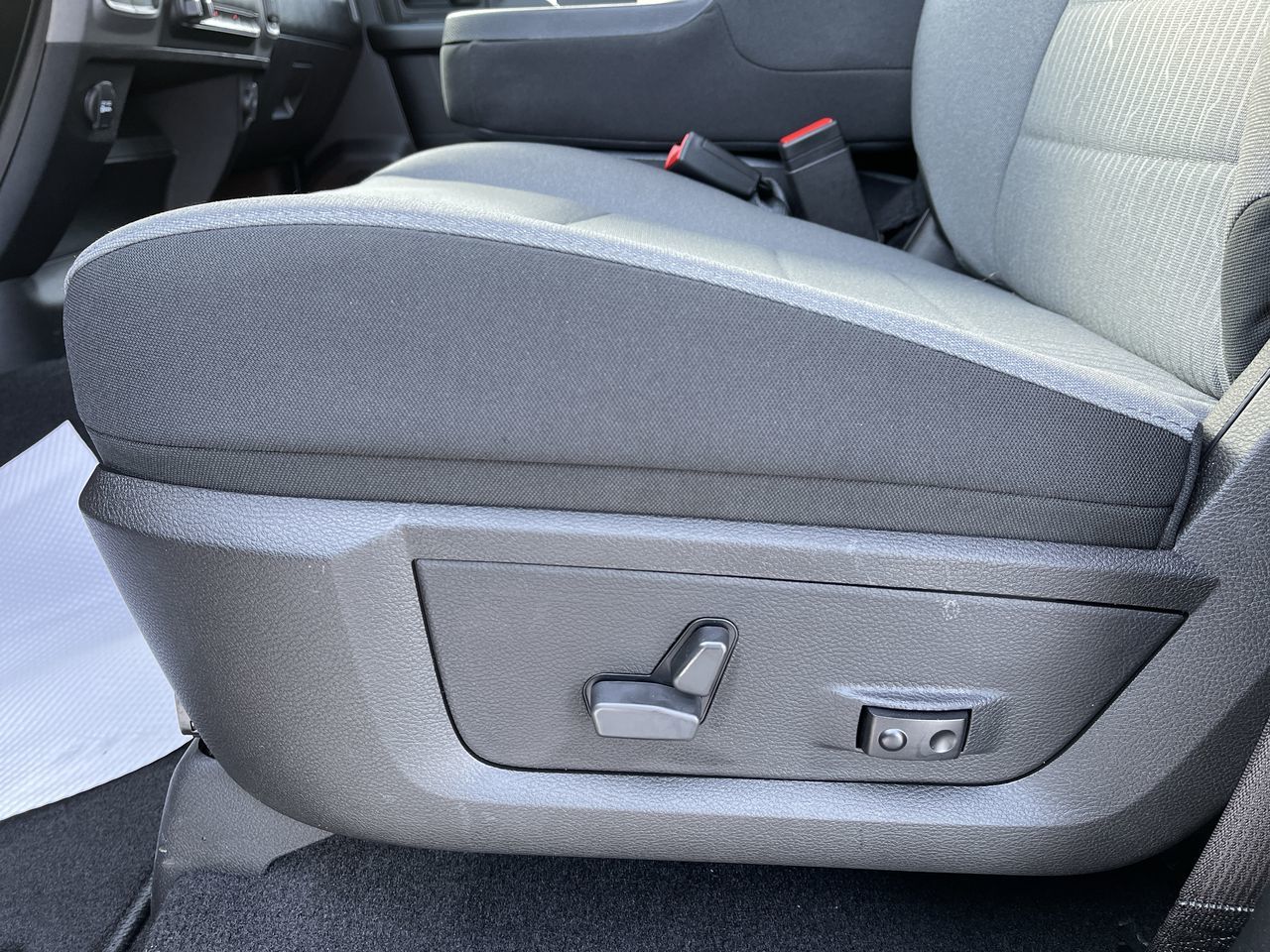 2022 Ram RAM 1500 Classic Quad Cab 4x4 (DS) in Regina, Saskatchewan