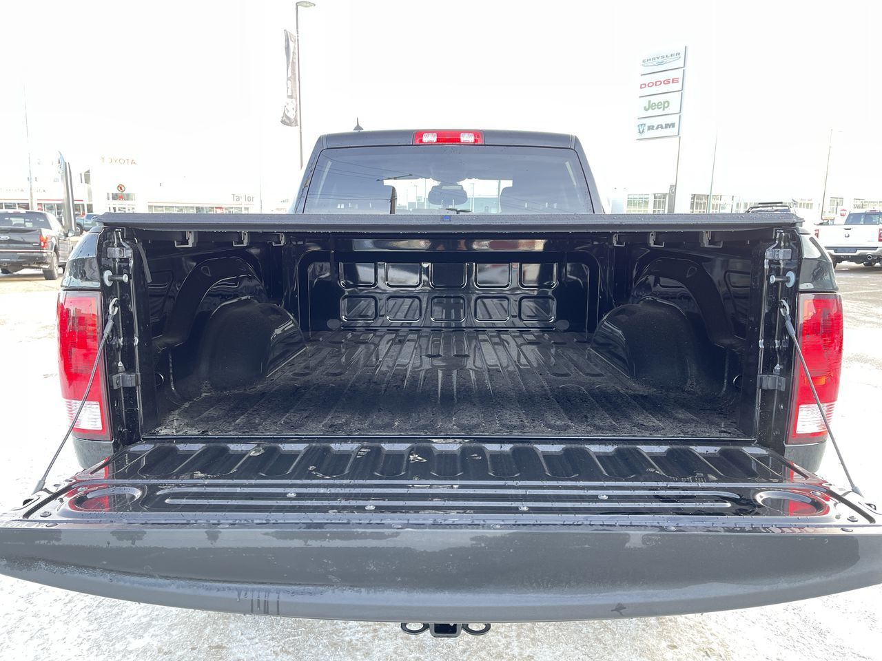 2022 Ram RAM 1500 Classic Quad Cab 4x4 (DS) in Regina, Saskatchewan