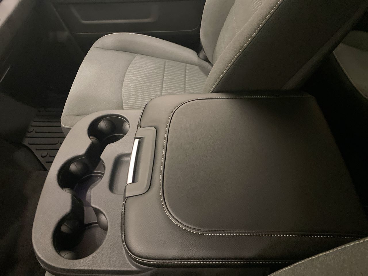 2022 Ram RAM 1500 Classic Quad Cab 4x4 (DS) in Regina, Saskatchewan