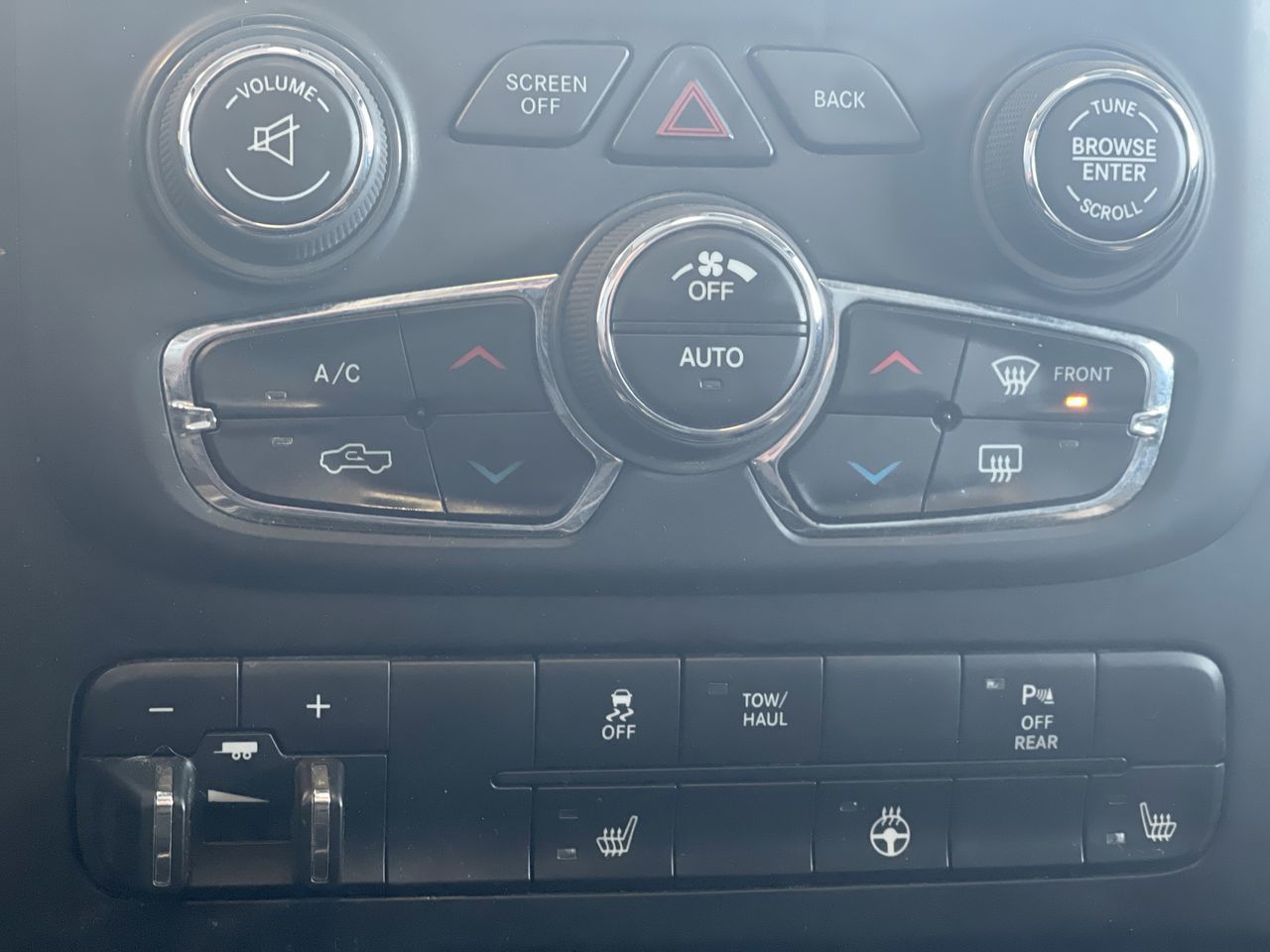 2019 Ram RAM 1500 Crew Cab 4x4 (ds) in Regina, Saskatchewan