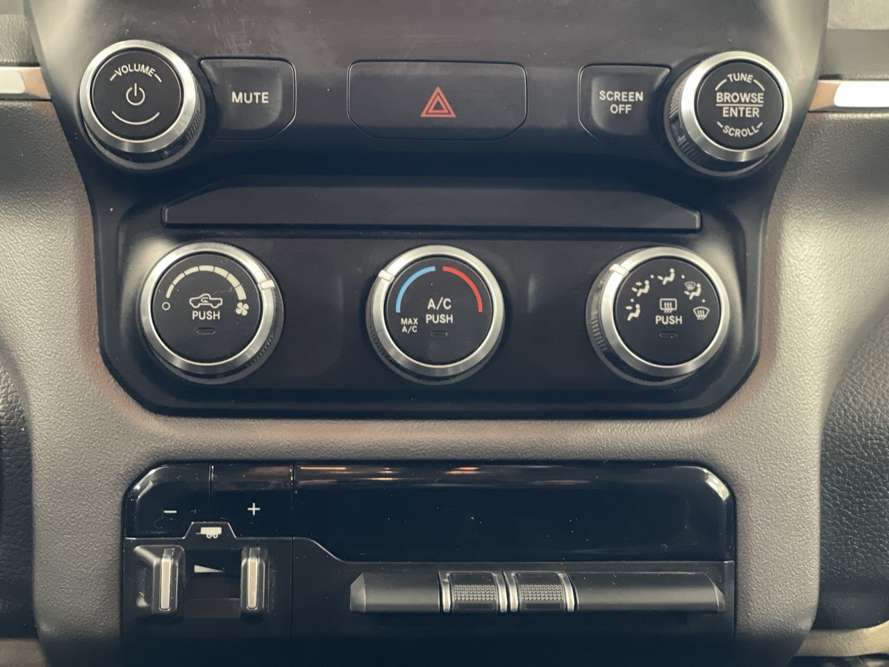 2019 Ram RAM 1500 Crew Cab 4x4 (DT) in Regina, Saskatchewan
