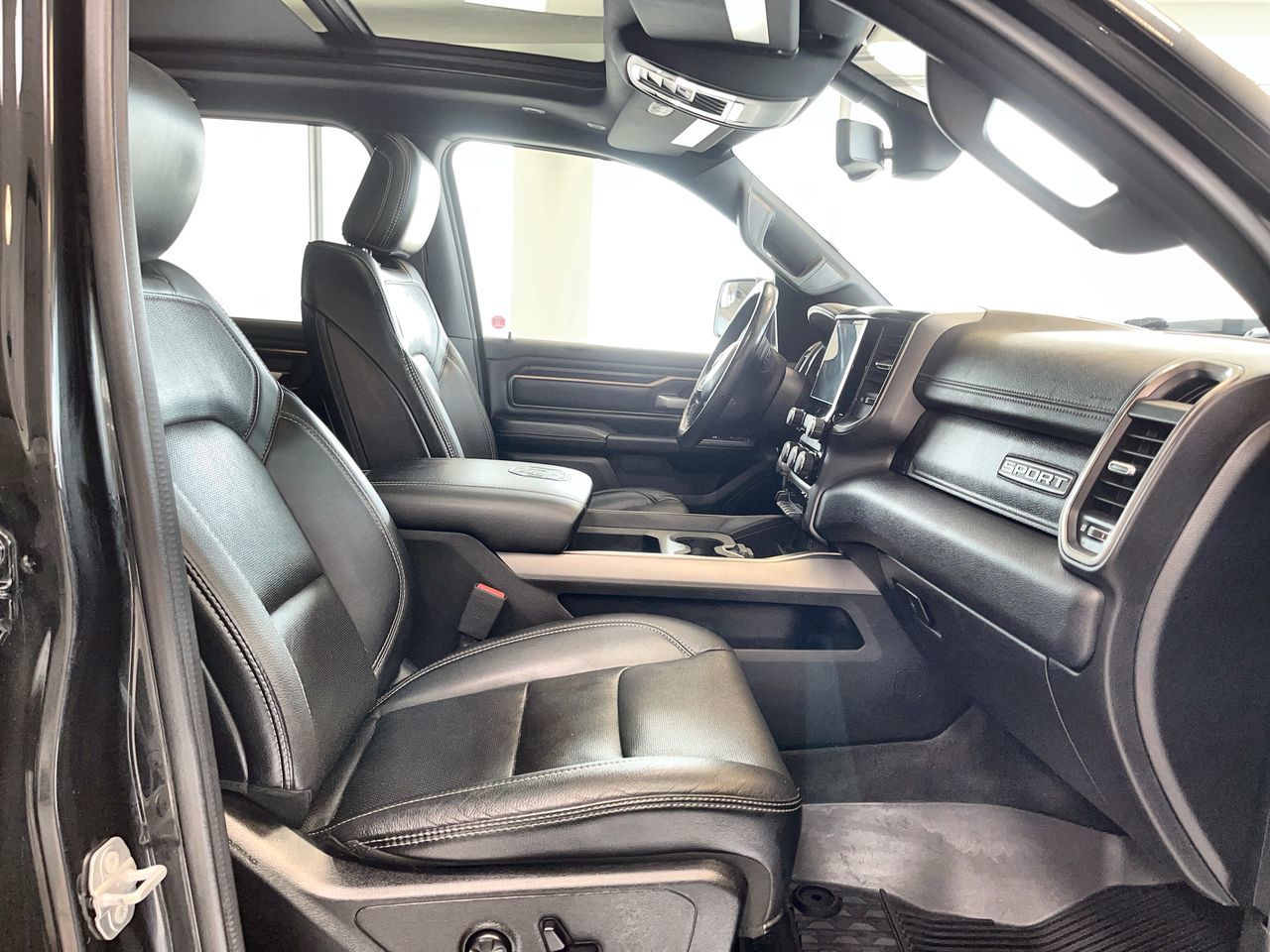 2020 Ram RAM 1500 Crew Cab 4x4 (dt) in Regina, Saskatchewan