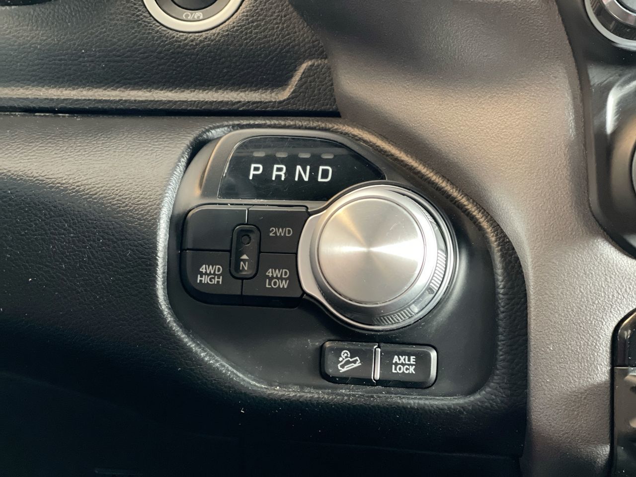 2020 Ram RAM 1500 Crew Cab 4x4 (DT)