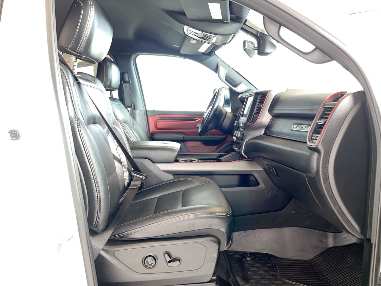 2020 Ram RAM 1500 Crew Cab 4x4 (DT)