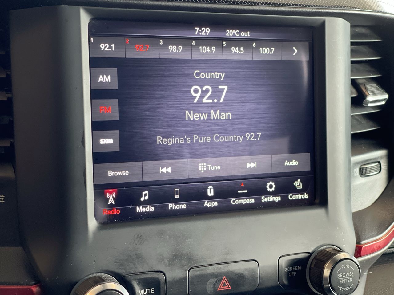 2020 Ram RAM 1500 Crew Cab 4x4 (DT)