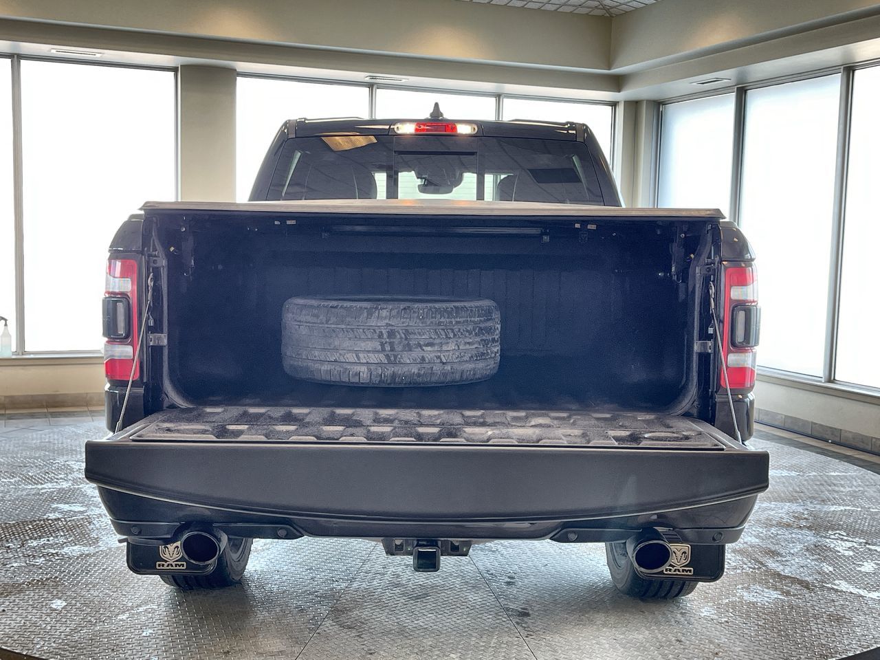 Ram RAM 1500 Crew Cab 4x4 (DT)  2021 à Regina, Saskatchewan