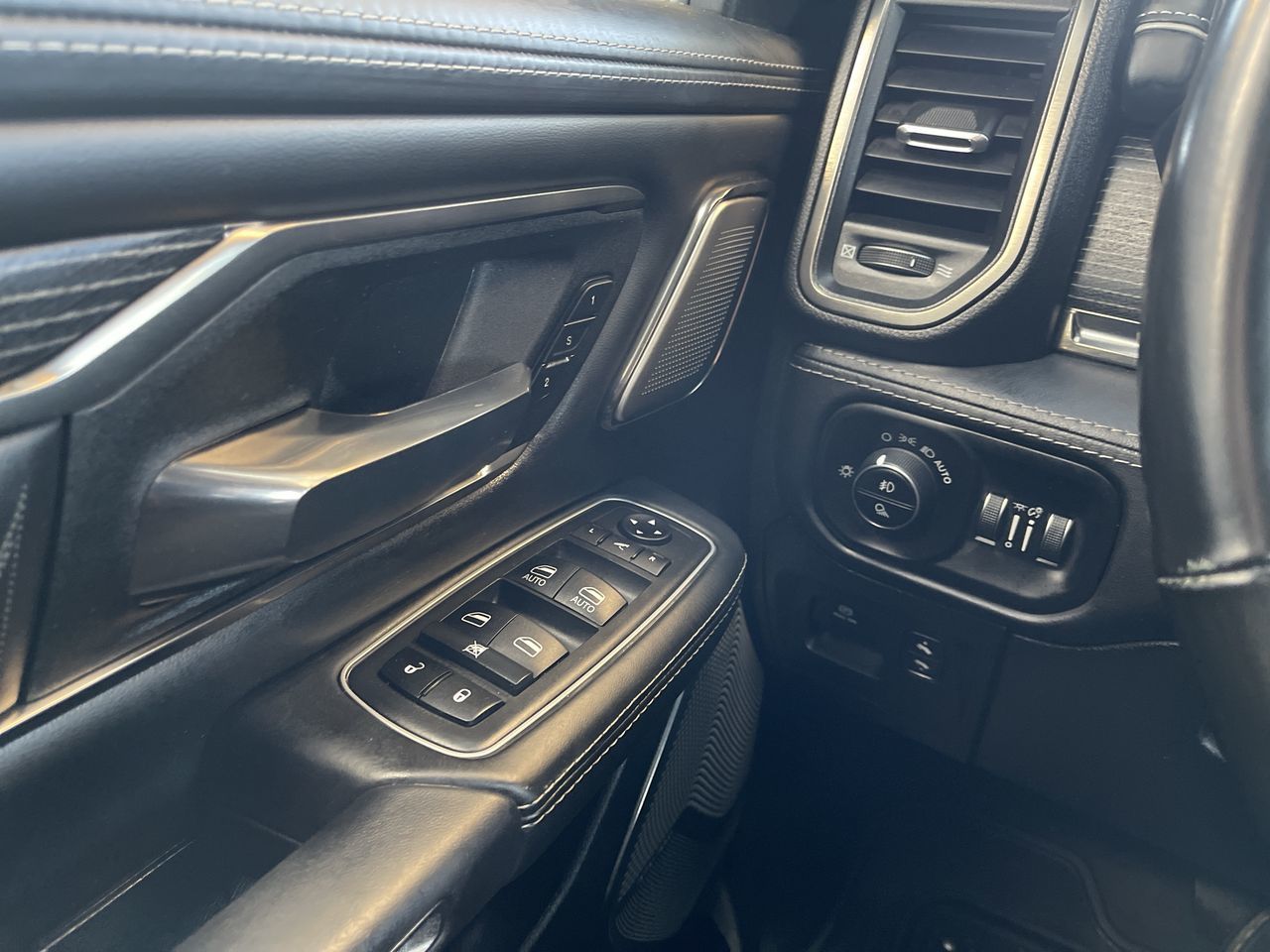 Ram RAM 1500 Crew Cab 4x4 (DT)  2021 à Regina, Saskatchewan