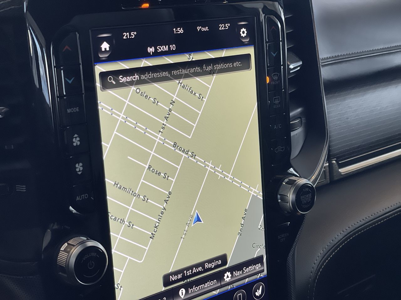 Ram RAM 1500 Crew Cab 4x4 (DT)  2021 à Regina, Saskatchewan