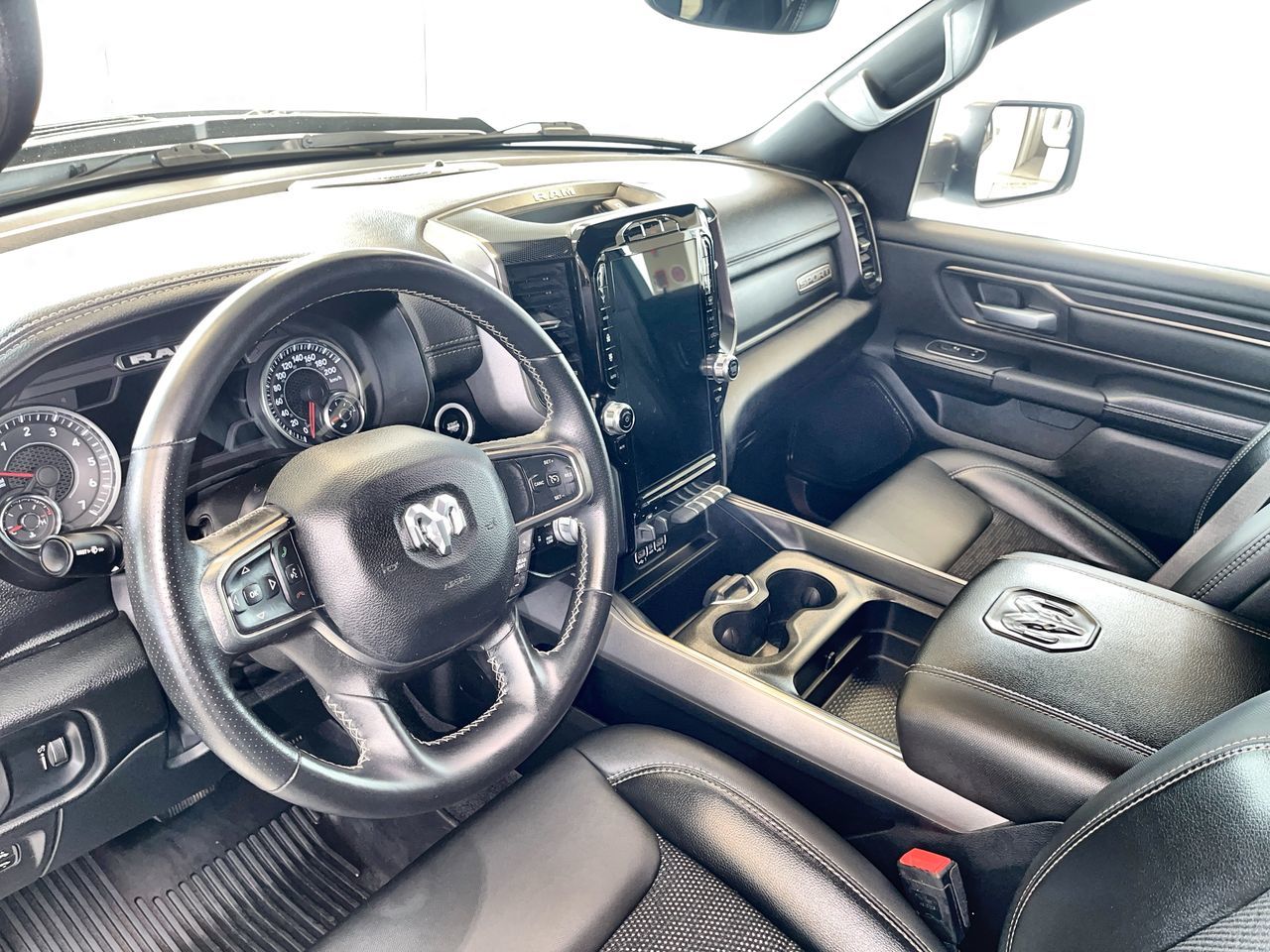 2022 Ram RAM 1500 Crew Cab 4x4 (dt) in Regina, Saskatchewan