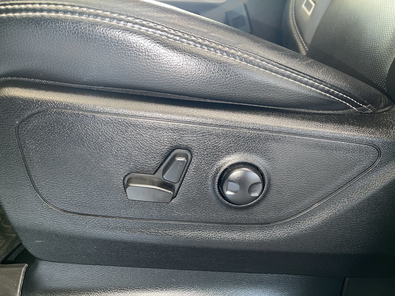 2022 Ram RAM 1500 Crew Cab 4x4 (dt)