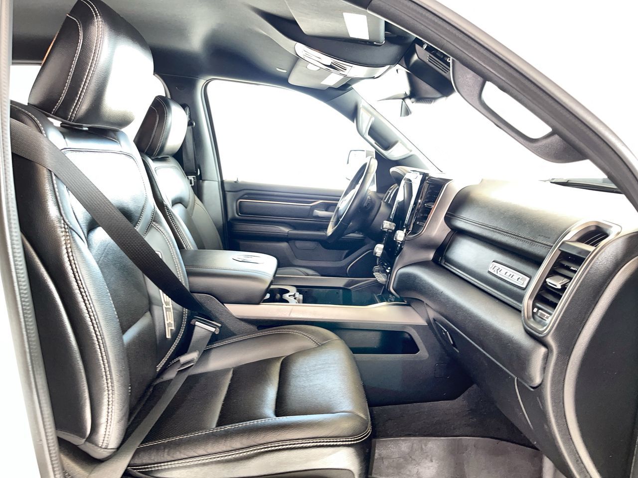 2022 Ram RAM 1500 Crew Cab 4x4 (dt)