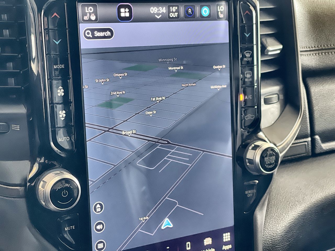 2022 Ram RAM 1500 Crew Cab 4x4 (dt)