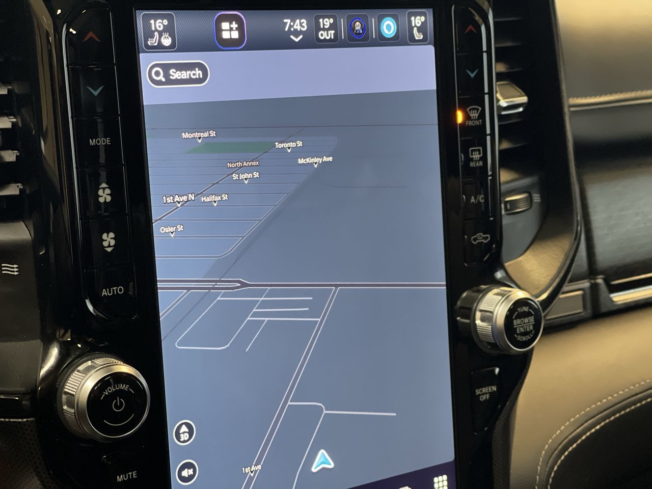 2022 Ram RAM 1500 Crew Cab 4x4 (dt)