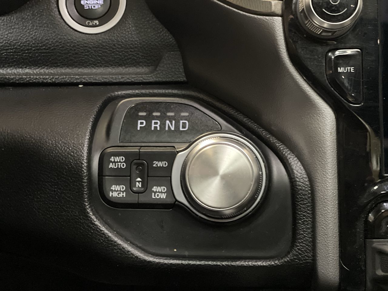 Ram RAM 1500 Crew Cab 4x4 (DT)  2022 à Regina, Saskatchewan