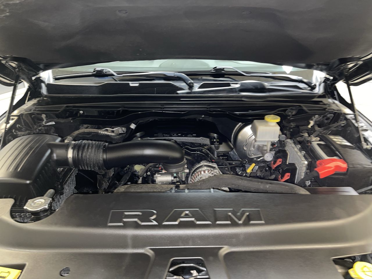 Ram RAM 1500 Crew Cab 4x4 (DT)  2022 à Regina, Saskatchewan