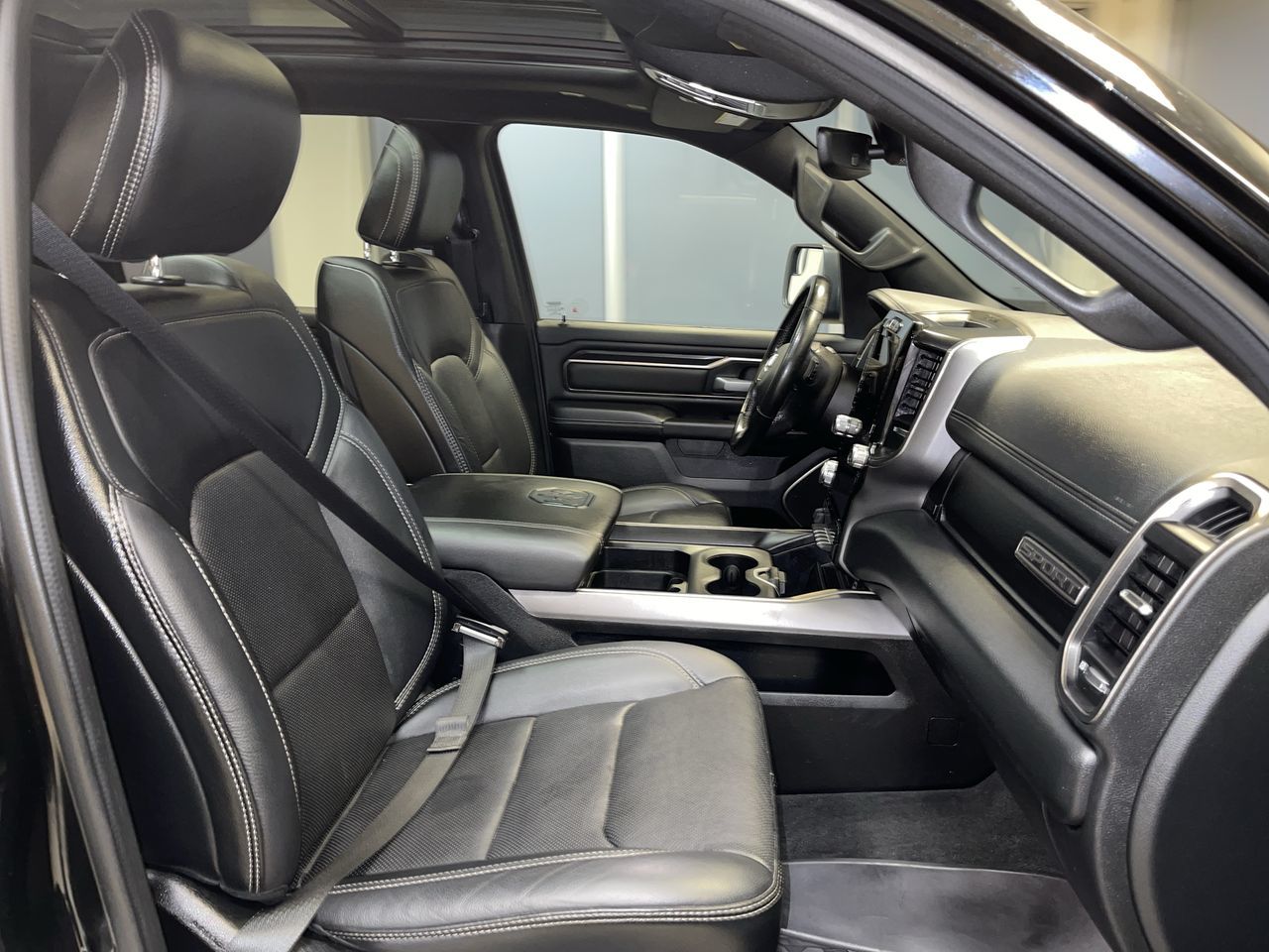 Ram RAM 1500 Crew Cab 4x4 (DT)  2022 à Regina, Saskatchewan